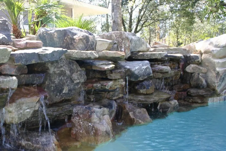 Pool Rock Refurbishing