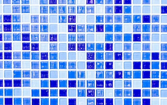 Why Do People Use Blue Tiles for Swimming Pools?