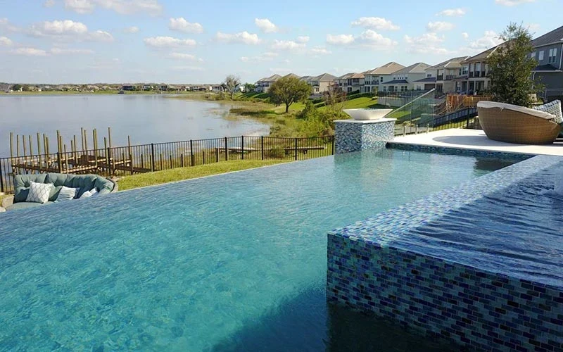 What To Know About Luxury Pool Fences